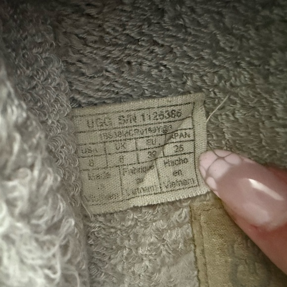 UGG slippers - Picture 4 of 4